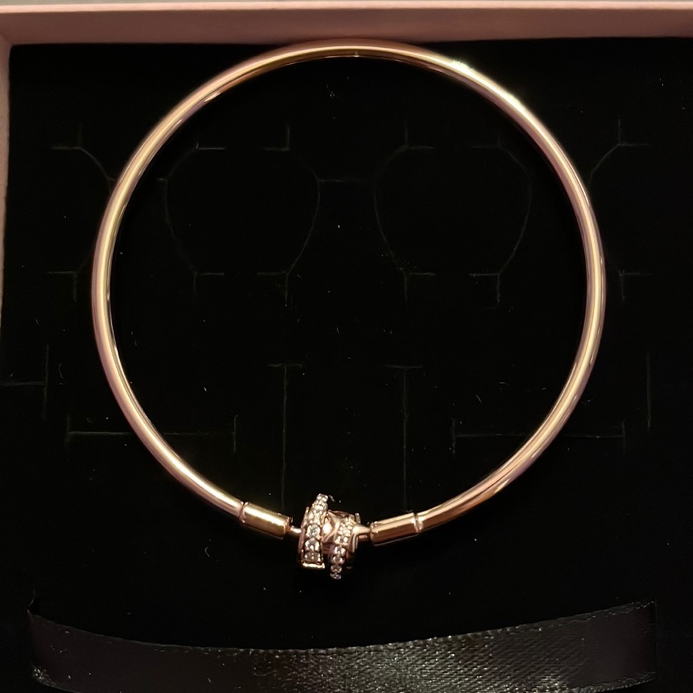 PANDORA, limited edition rose gold shooting star charm bangle